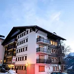 Cocon Alpin: Vue Imprenable, & Calme 公寓 圣吕克