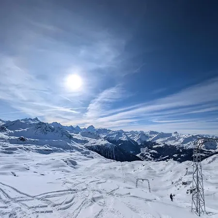 Cocon Alpin: Vue Imprenable, & Calme 圣吕克