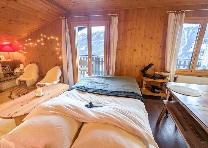 Cocon Alpin: Vue Imprenable, & Calme 公寓 圣吕克